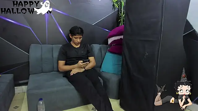 playsgirlhot online show from October 31, 2025, 11:17 pm