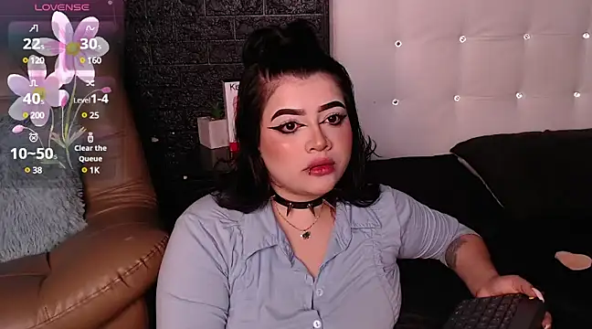 Snapshot of _ValeryStone_ chatting on February 22, 2025, 8:42 pm ValeryStone online show from February 22, 2025, 8:42 pm