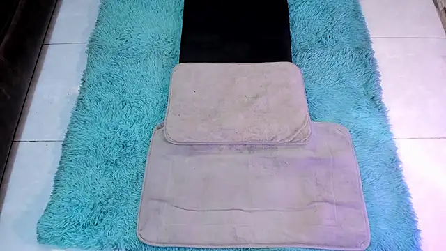 Snapshot of Eilin_clio chatting on November 20, 2025, 8:08 pm Eilin clio online show from November 20, 2025, 8:08 pm