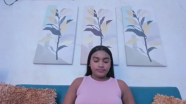 Snapshot of kayna_gomez chatting on January 15, 2025, 7:23 pm kayna gomez online show from January 15, 2025, 7:23 pm