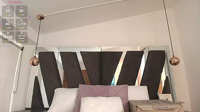 Snapshot of Milkdulce1 chatting on October 25, 2025, 1:40 pm Milkdulce1 online show from October 25, 2025, 1:40 pm