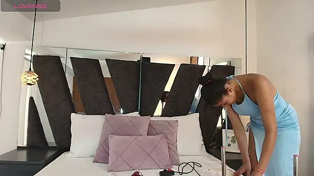 Snapshot of Milkdulce1 chatting on November 26, 2025, 2:07 pm Milkdulce1 online show from November 26, 2025, 2:07 pm