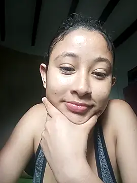 Snapshot of Milkdulce1 chatting on December 4, 2025, 7:44 pm Milkdulce1 online show from December 4, 2025, 7:44 pm