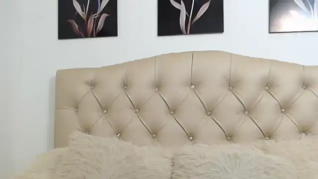 Snapshot of amaranta_f00x chatting on March 18, 2025, 12:47 pm amaranta f00x online show from March 18, 2025, 12:47 pm