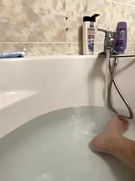 Snapshot of Hugo76578 chatting on September 24, 2025, 8:56 pm Hugo76578 online show from September 24, 2025, 8:56 pm