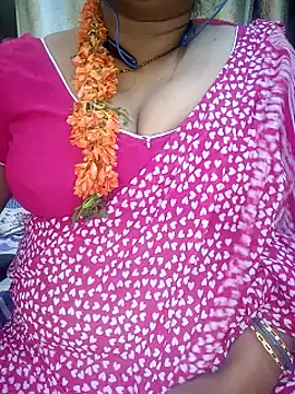 Snapshot of Sexy-Telugunayana2 chatting on December 10, 2024, 11:54 am Sexy-Telugunayana2 online show from December 10, 2024, 11:54 am