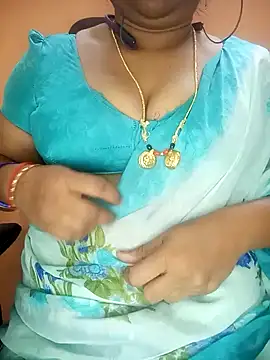 Snapshot of Sexy-Telugunayana2 chatting on December 22, 2024, 2:49 pm Sexy-Telugunayana2 online show from December 22, 2024, 2:49 pm