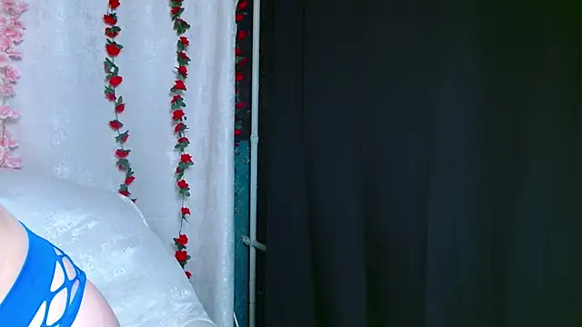 Snapshot of bellaa_love_ chatting on January 23, 2025, 1:35 pm bellaa love online show from January 23, 2025, 1:35 pm