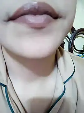 Anki-doll online show from February 17, 2025, 12:38 pm