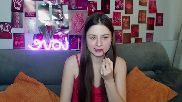 Snapshot of MilanaRoza chatting on November 30, 2025, 7:34 am MilanaRoza online show from November 30, 2025, 7:34 am