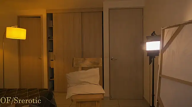 Snapshot of _srerotic chatting on March 13, 2025, 11:27 pm srerotic online show from March 13, 2025, 11:27 pm