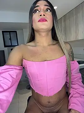 Snapshot of selfsuck_trans chatting on December 6, 2024, 8:48 am selfsuck trans online show from December 6, 2024, 8:48 am