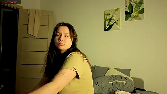 Alisia Mars online show from November 5, 2025, 2:33 am