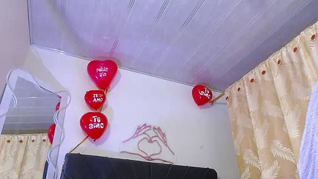 Laylafoxy tay online show from February 22, 2025, 6:06 am