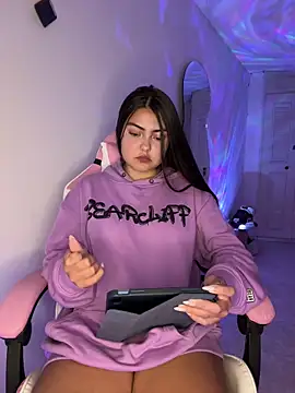 gabbyfoox online show from December 12, 2024, 5:42 am