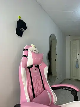 gabbyfoox online show from January 5, 2025, 12:52 am