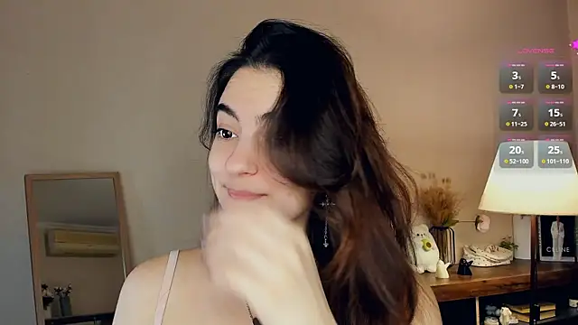 Snapshot of DracosMoon chatting on November 3, 2025, 7:09 am DracosMoon online show from November 3, 2025, 7:09 am