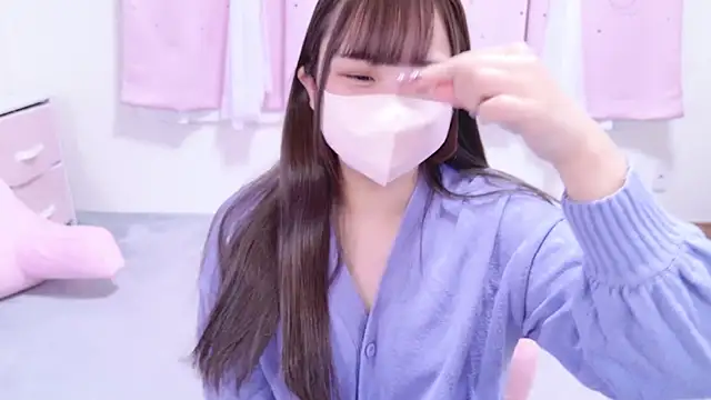 MAIKA pyon online show from November 6, 2025, 7:48 pm