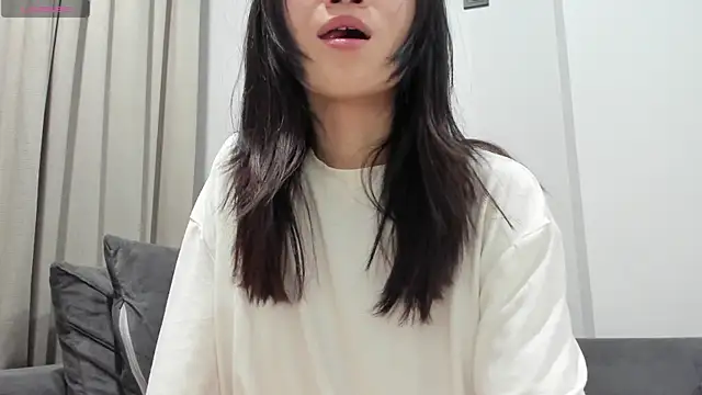 Snapshot of aenie chatting on January 27, 2025, 2:35 pm aenie online show from January 27, 2025, 2:35 pm