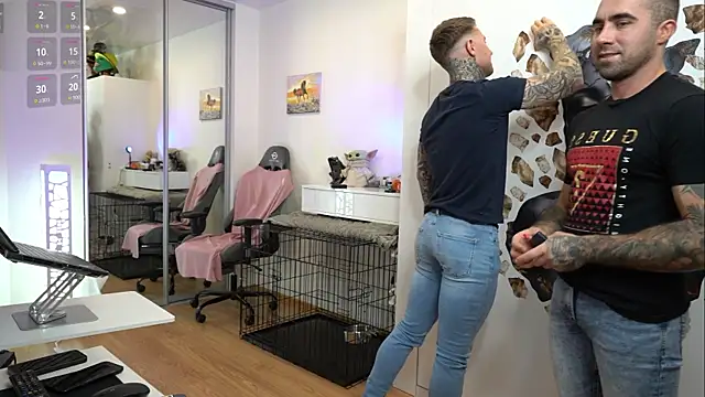 Snapshot of Alex_xxx chatting on October 27, 2025, 1:37 pm Alex xxx online show from October 27, 2025, 1:37 pm