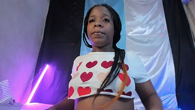 Snapshot of DeisyHarper chatting on December 19, 2024, 4:45 am DeisyHarper online show from December 19, 2024, 4:45 am