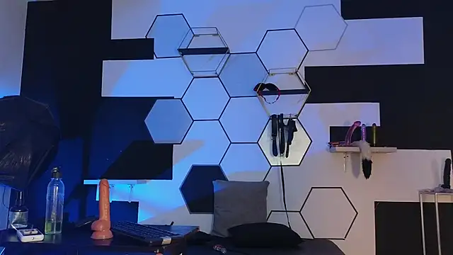 haileycat online show from January 26, 2025, 5:13 am