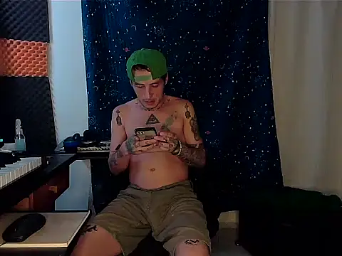 patrik tattoo  online show from February 7, 2025, 3:23 am