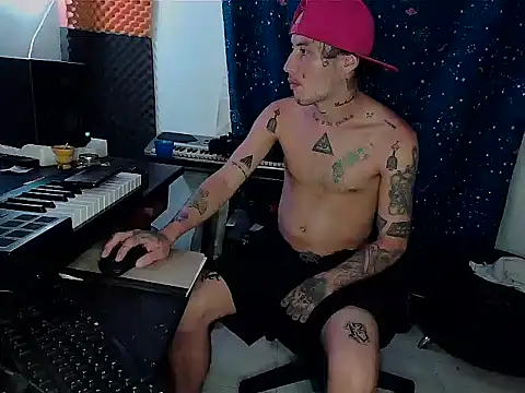 patrik tattoo  online show from March 18, 2025, 4:47 am