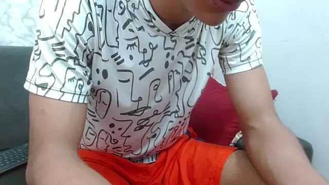 Snapshot of hares_mds chatting on February 27, 2025, 12:34 pm hares mds online show from February 27, 2025, 12:34 pm