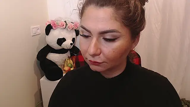 Snapshot of Genesisgems11_ chatting on January 24, 2025, 5:42 am Genesisgems11 online show from January 24, 2025, 5:42 am