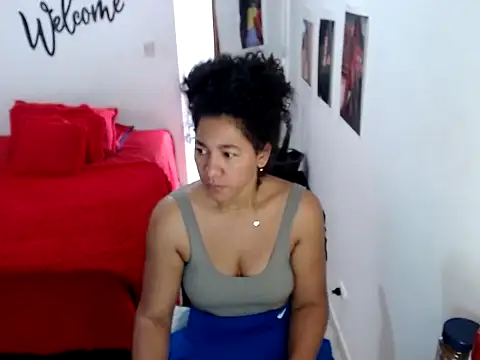 bellacrespalatina online show from September 10, 2025, 7:36 pm