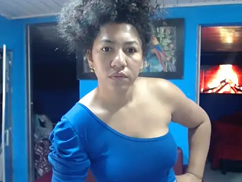 bellacrespalatina online show from October 21, 2025, 8:31 pm