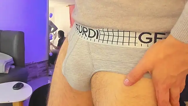  tatho perovich  online show from December 24, 2024, 6:44 am