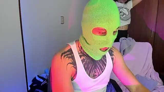  tatho perovich  online show from February 19, 2025, 4:44 am