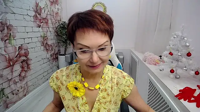 Snapshot of Cutie_Asya chatting on December 18, 2024, 4:53 am Cutie Asya online show from December 18, 2024, 4:53 am