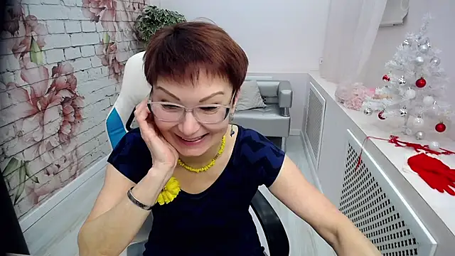 Snapshot of Cutie_Asya chatting on January 6, 2025, 8:03 am Cutie Asya online show from January 6, 2025, 8:03 am