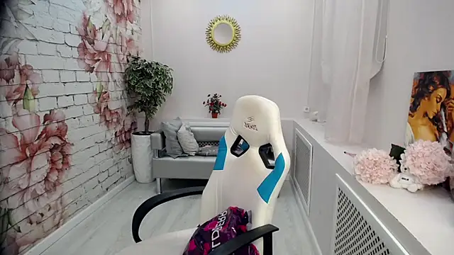 Snapshot of Cutie_Asya chatting on November 3, 2025, 4:14 am Cutie Asya online show from November 3, 2025, 4:14 am