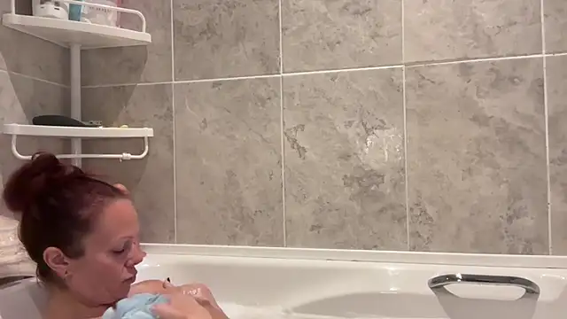 Snapshot of MelodyRoseUk chatting on October 25, 2025, 5:51 pm MelodyRoseUk online show from October 25, 2025, 5:51 pm