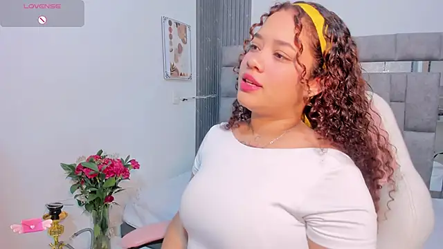 zulyjones online show from December 4, 2025, 12:25 pm