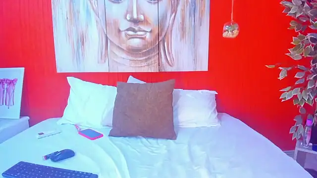 Snapshot of grace_miller03 chatting on March 13, 2025, 1:43 am grace miller03 online show from March 13, 2025, 1:43 am