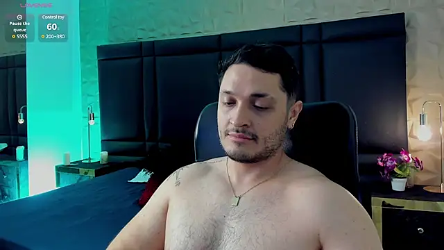 Snapshot of JossAckland chatting on February 19, 2025, 2:55 pm JossAckland online show from February 19, 2025, 2:55 pm