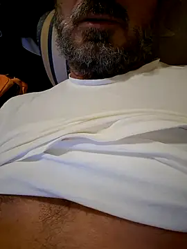 1talianBeutifulCock online show from January 1, 2025, 3:35 pm