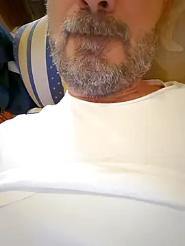 1talianBeutifulCock online show from March 3, 2025, 1:20 pm