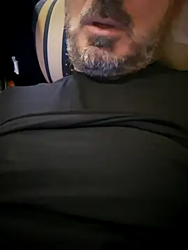 1talianBeutifulCock online show from November 13, 2025, 12:48 pm