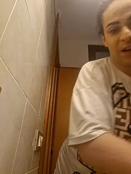 perla97 online show from February 16, 2025, 10:21 pm