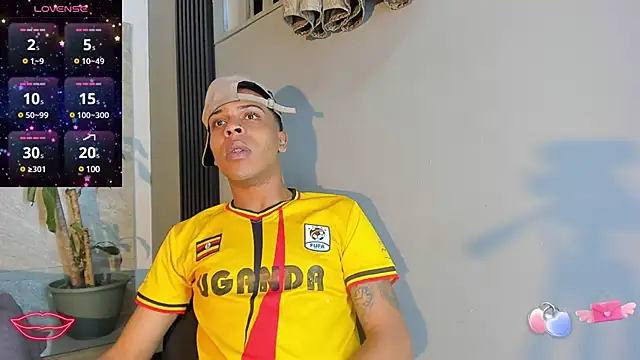 Snapshot of ada-brooke chatting on February 14, 2025, 3:43 am ada-brooke online show from February 14, 2025, 3:43 am