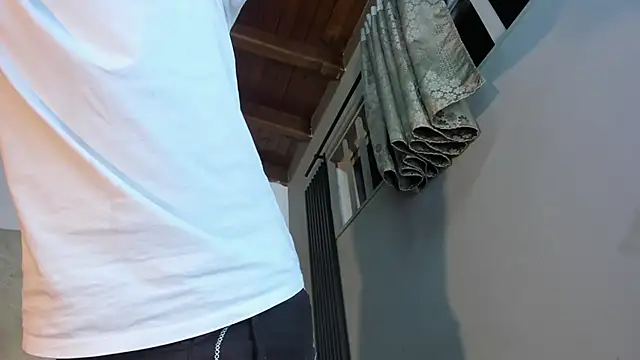 Snapshot of ada-brooke chatting on March 1, 2025, 4:04 am ada-brooke online show from March 1, 2025, 4:04 am