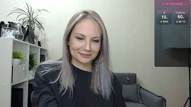 Sunny bunny6 online show from December 22, 2024, 7:10 pm