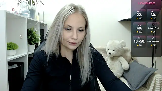 Sunny bunny6 online show from September 9, 2025, 3:17 am