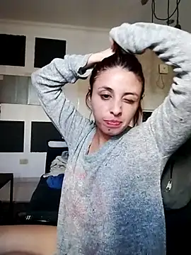 Snapshot of maipilu chatting on March 9, 2025, 5:06 pm maipilu online show from March 9, 2025, 5:06 pm